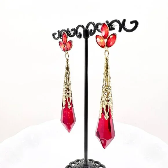 NWT – Charming Charlie – Red Jeweled Drop Glass Dangle Gold Tone 3.5” Earrings - Picture 4 of 8